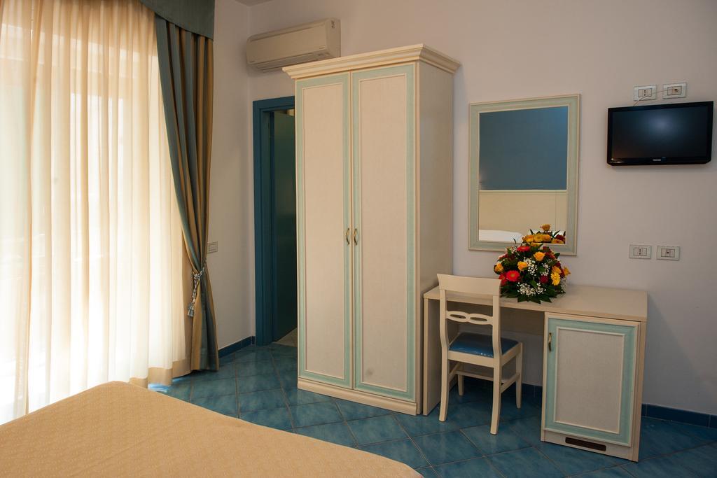 Oasi Hotel Maiori Ngoại thất bức ảnh