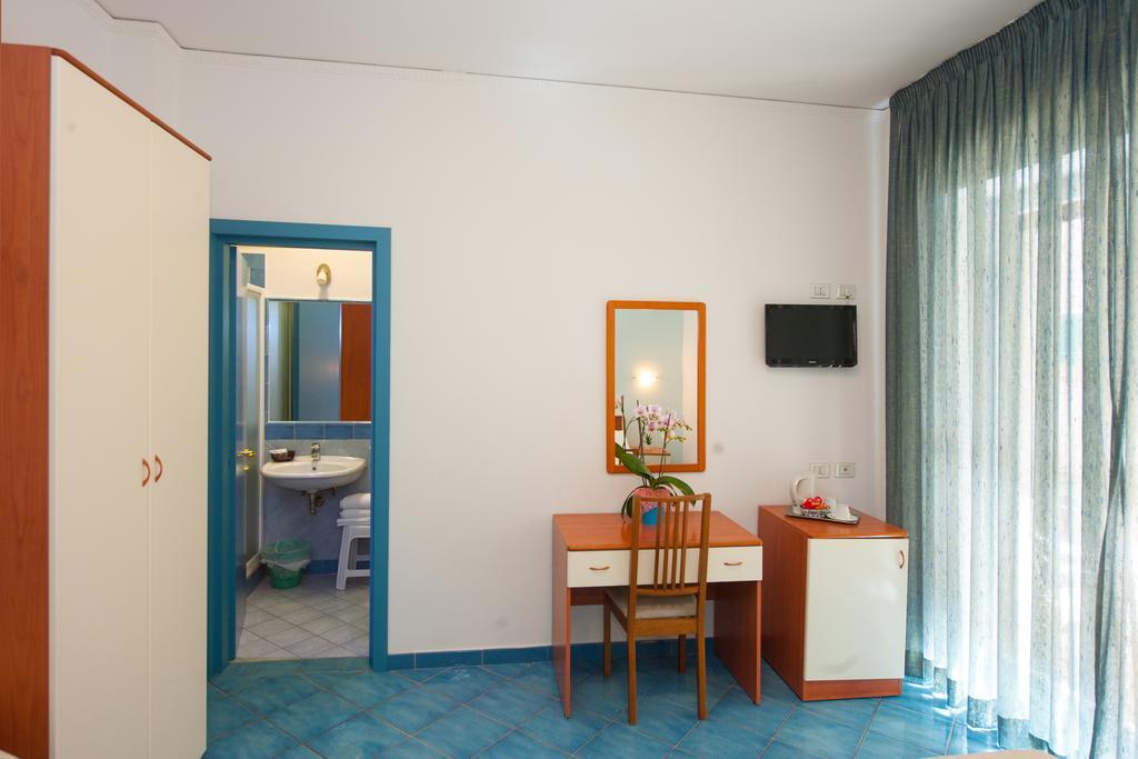 Oasi Hotel Maiori Ngoại thất bức ảnh