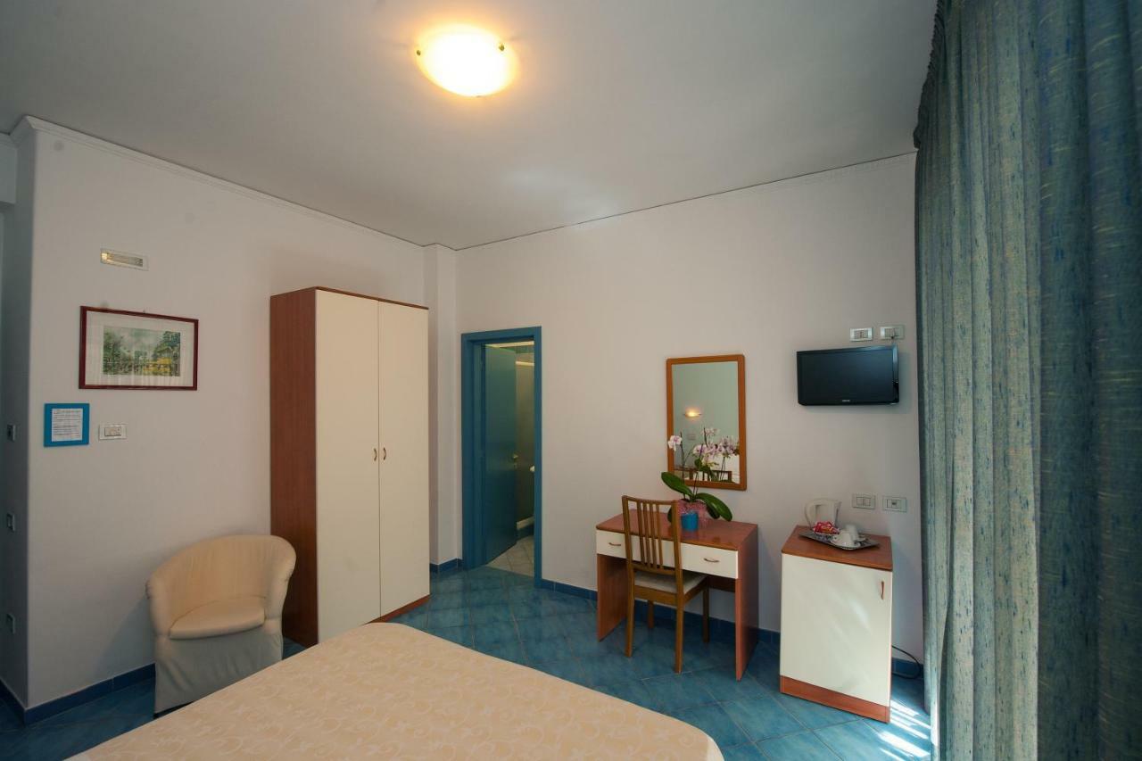 Oasi Hotel Maiori Ngoại thất bức ảnh
